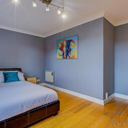 Statera Apartments - Thames View Лондон Экстерьер фото