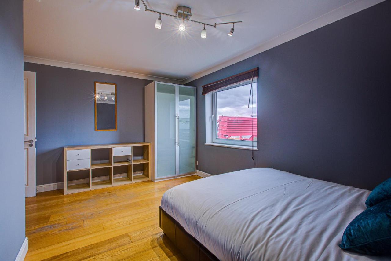 Statera Apartments - Thames View Лондон Экстерьер фото